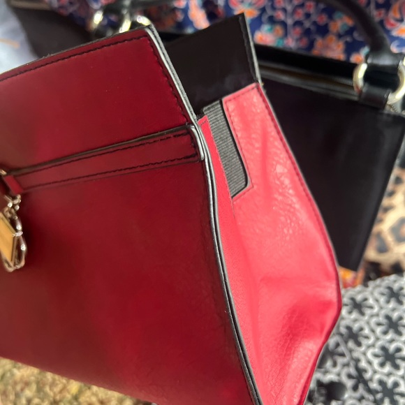 Miche Classic Base Bag Black Handbag Satchel Carabiners Retired with 5 Shells - Picture 12 of 15